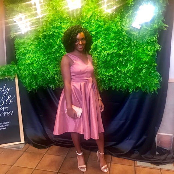 iris Dresses & Skirts - Midi Lady Dress 👗